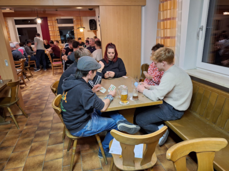 2026-04-28_schnauz_3